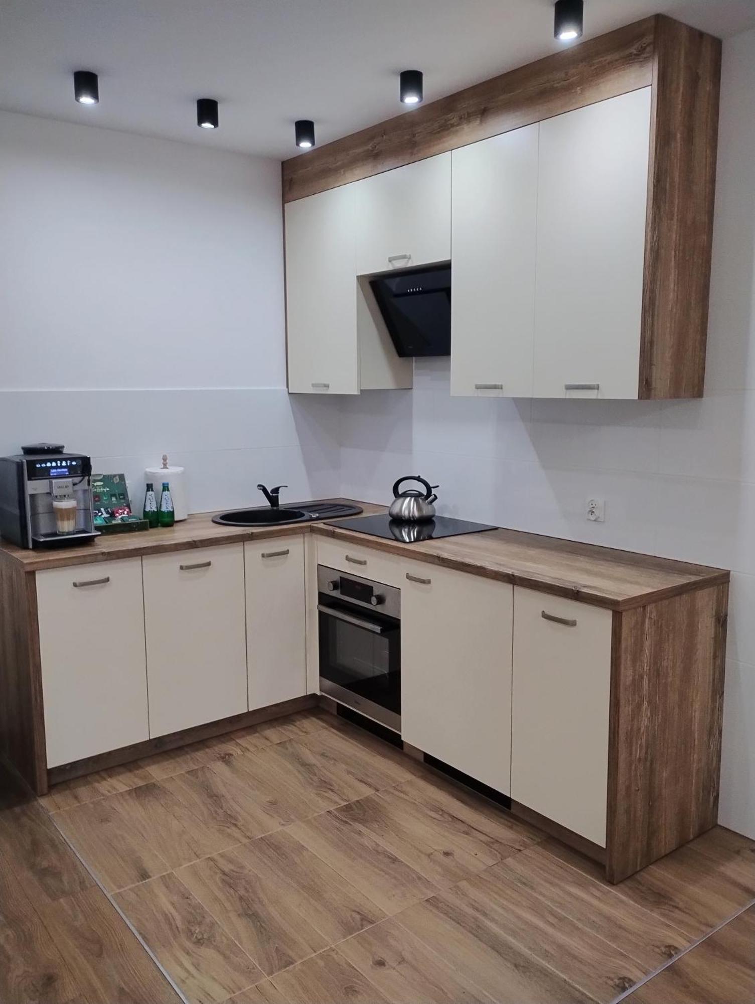 Apartament Sunset Leszno ليشنو المظهر الخارجي الصورة